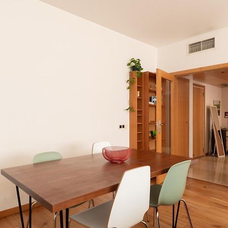 Modern Apartment In Parque Das Nacoes Lisbon Luaran gambar